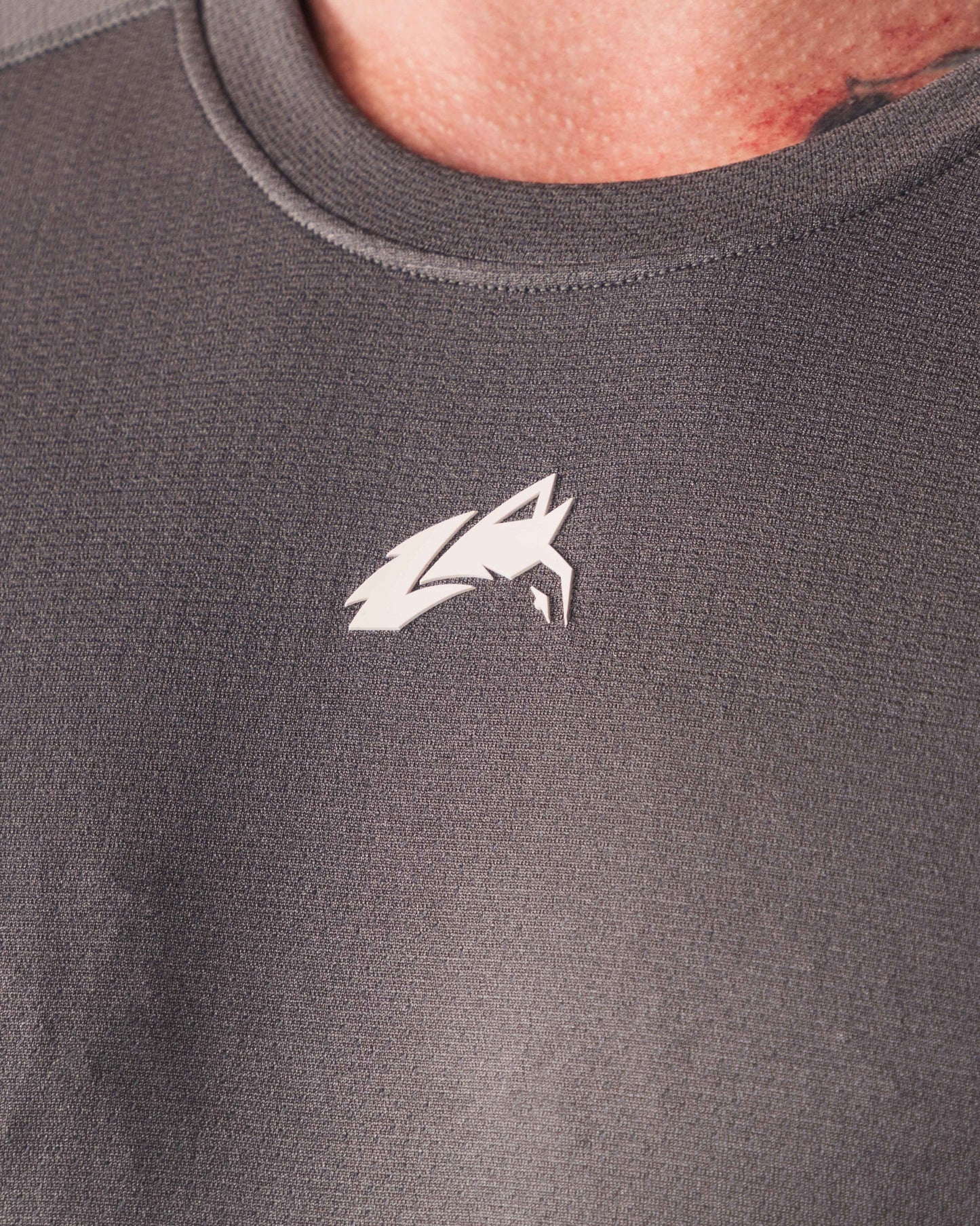 WOLF HEAD AIRTECH TEE