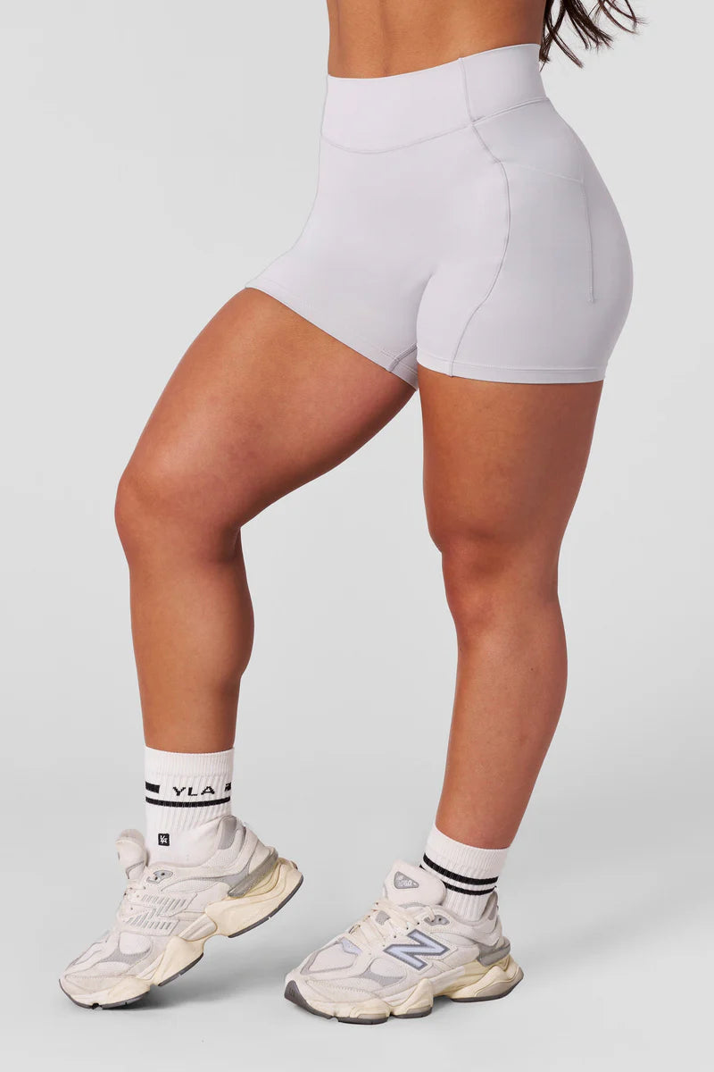 W172 NOVA SHORTS