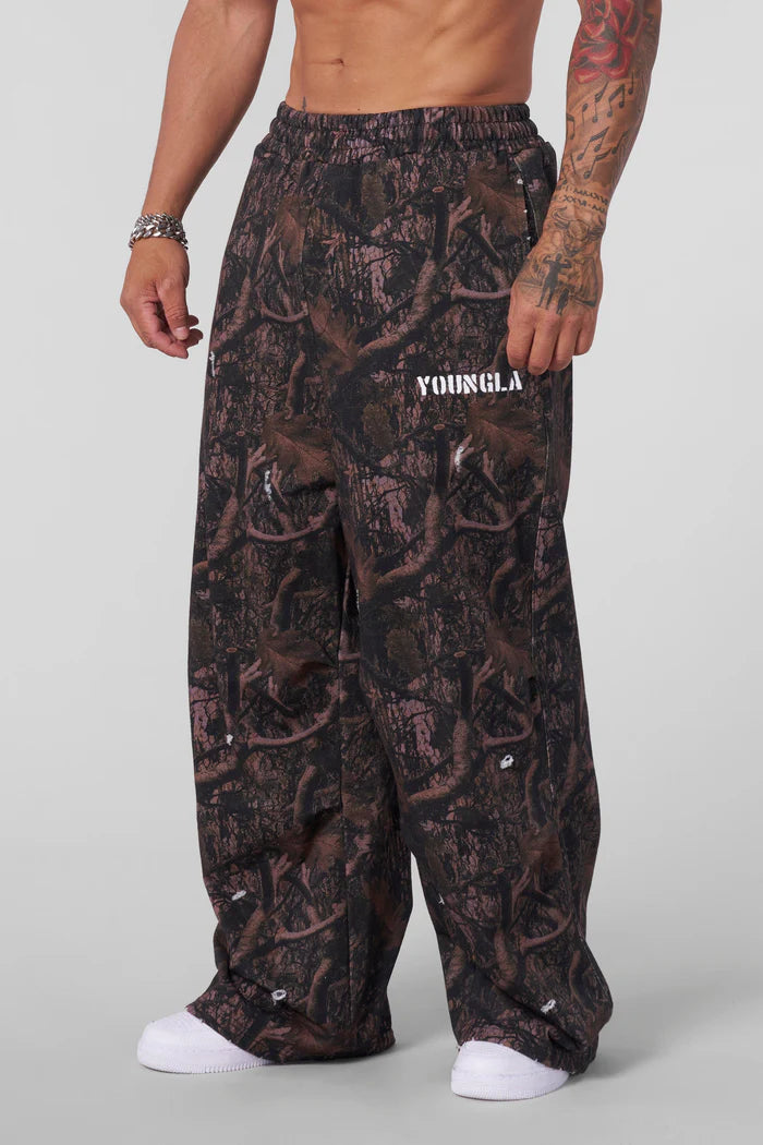 2018 - BAGGY ASS SWEATS