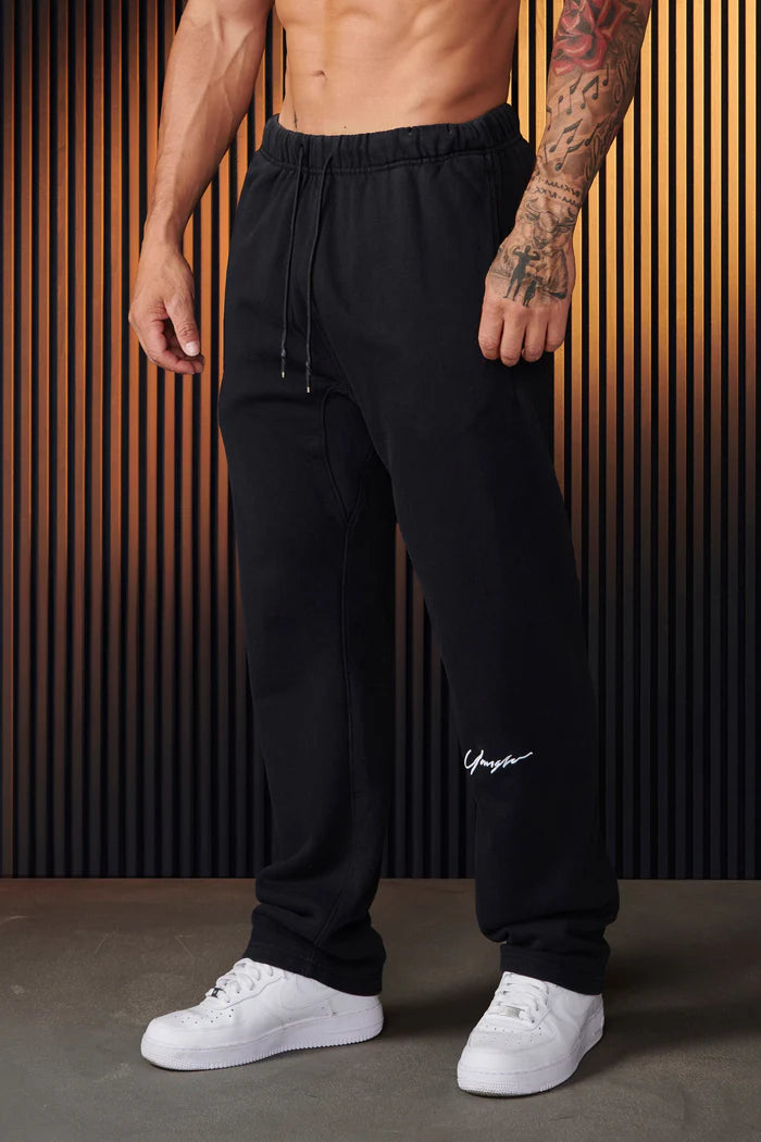 220 - SUNDAY SWEATS