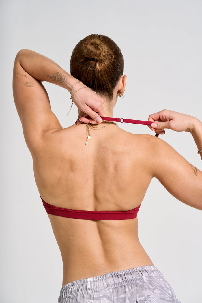 W335 URBAN V-NECK BRA FALL 25'