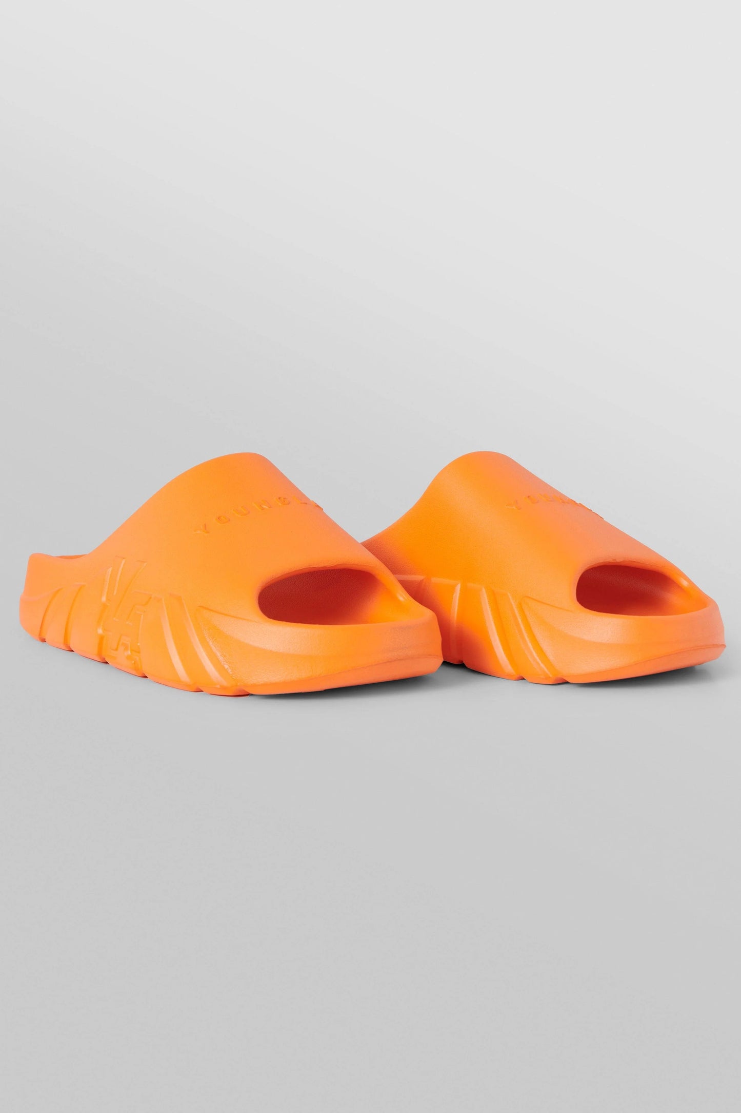 960 - CLOUD 9 SLIDES