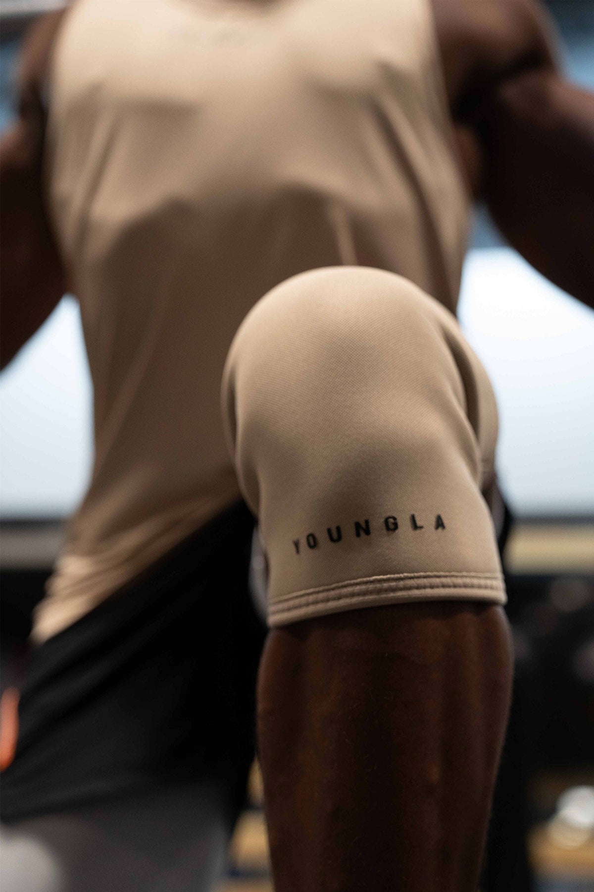 914 - KNEE SLEEVES