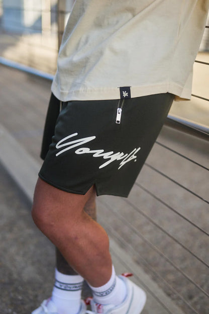 115 SIGNATURE SHORTS