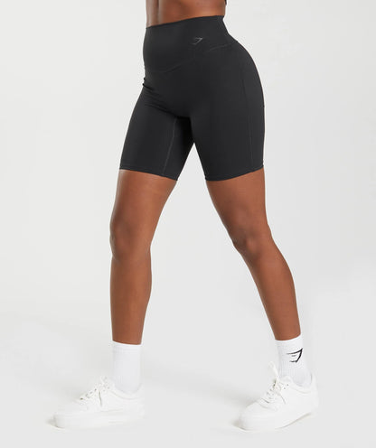 ELEVATE CYCLING SHORTS