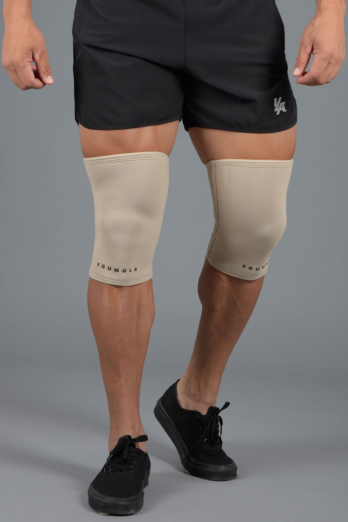 914 - KNEE SLEEVES