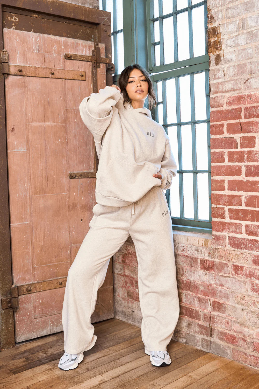 W229 - URBAN STRAIGHT LEG JOGGER
