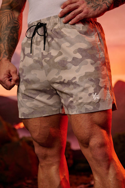 1047 - CAMO COMPRESSION SHORTS