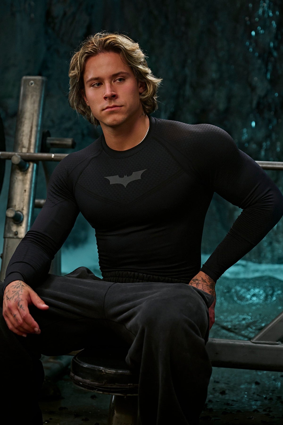 8004 - BATMAN COMPRESSION LONGSLEEVES - ALL BLACK