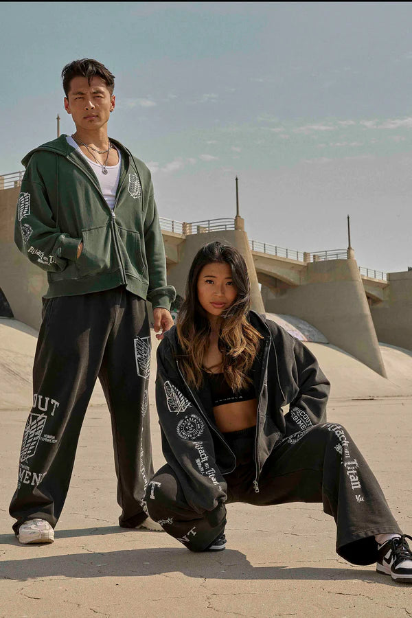 5138 - AOT© X YLA ZIP-UP HOODIES