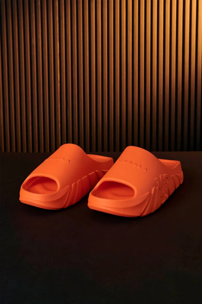 960 - CLOUD 9 SLIDES