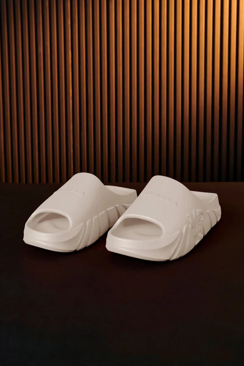 960 - CLOUD 9 SLIDES